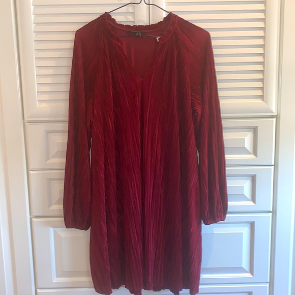 Banana Republic Plisse swing dress - Picture 2 of 10